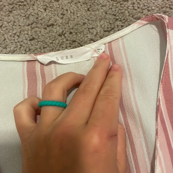 Lush Striped Blouse - Picture 3 of 5